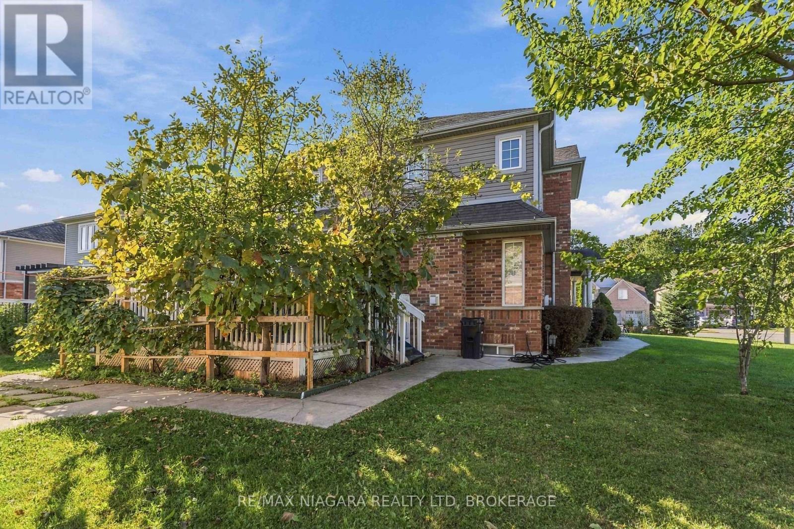 8760 Milomir Street, Niagara Falls (Forestview), Ontario L2H 0C6 - Photo 25 - X13830346