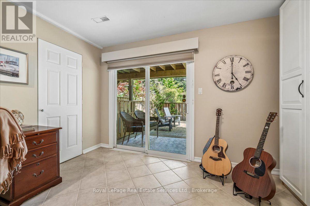 2254 Marine Drive, Oakville, Ontario  L6L 1C1 - Photo 23 - W13830304