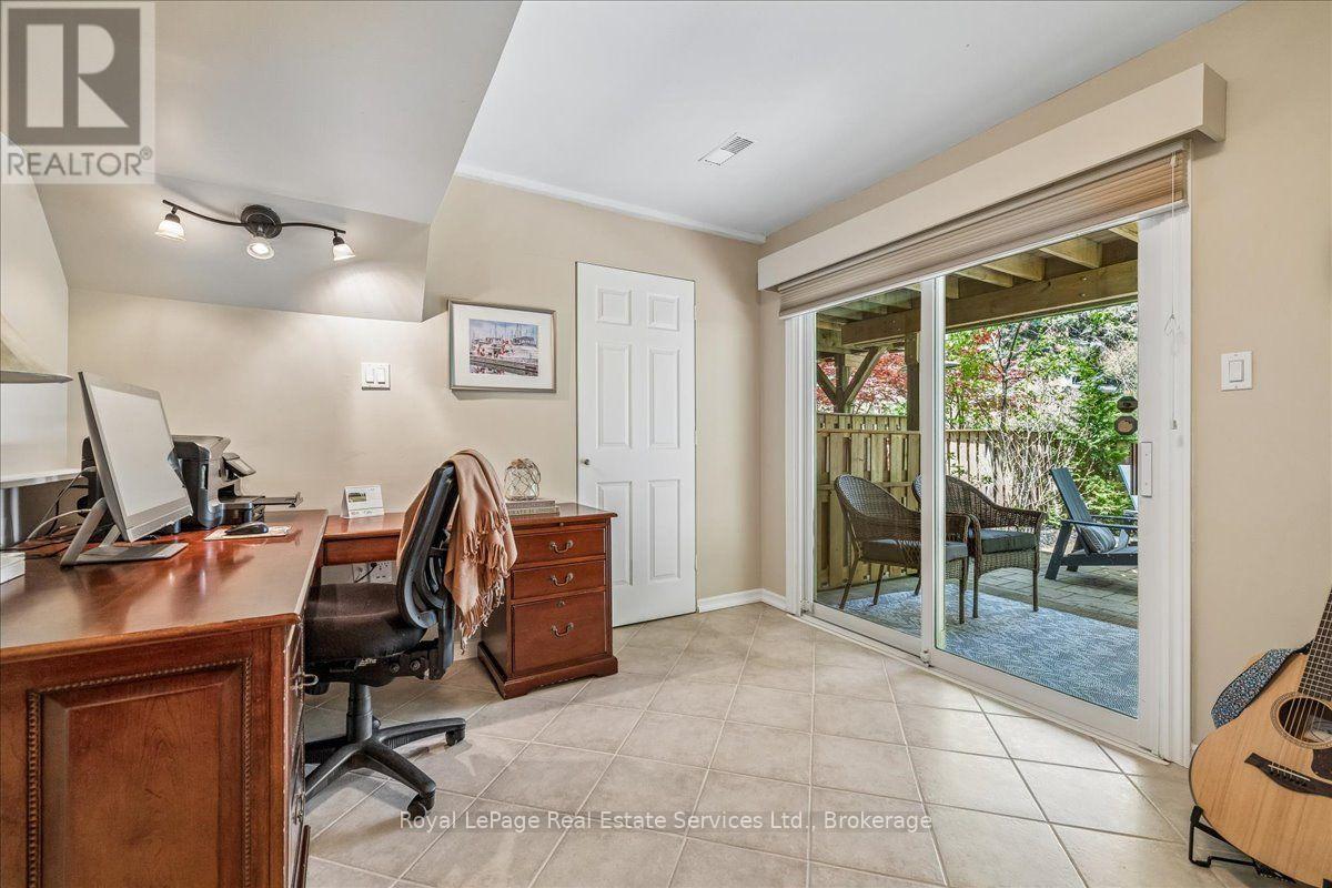 2254 Marine Drive, Oakville, Ontario  L6L 1C1 - Photo 24 - W13830304