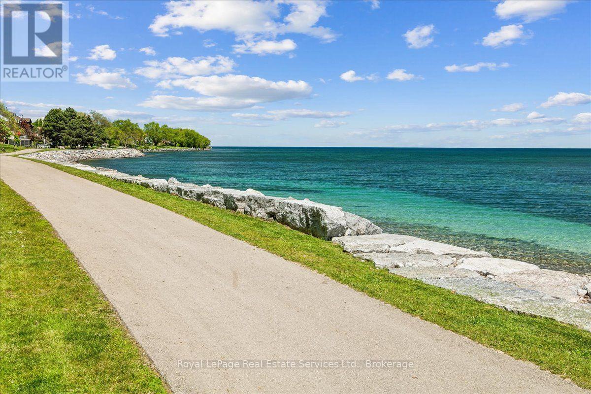 2254 Marine Drive, Oakville, Ontario  L6L 1C1 - Photo 36 - W13830304