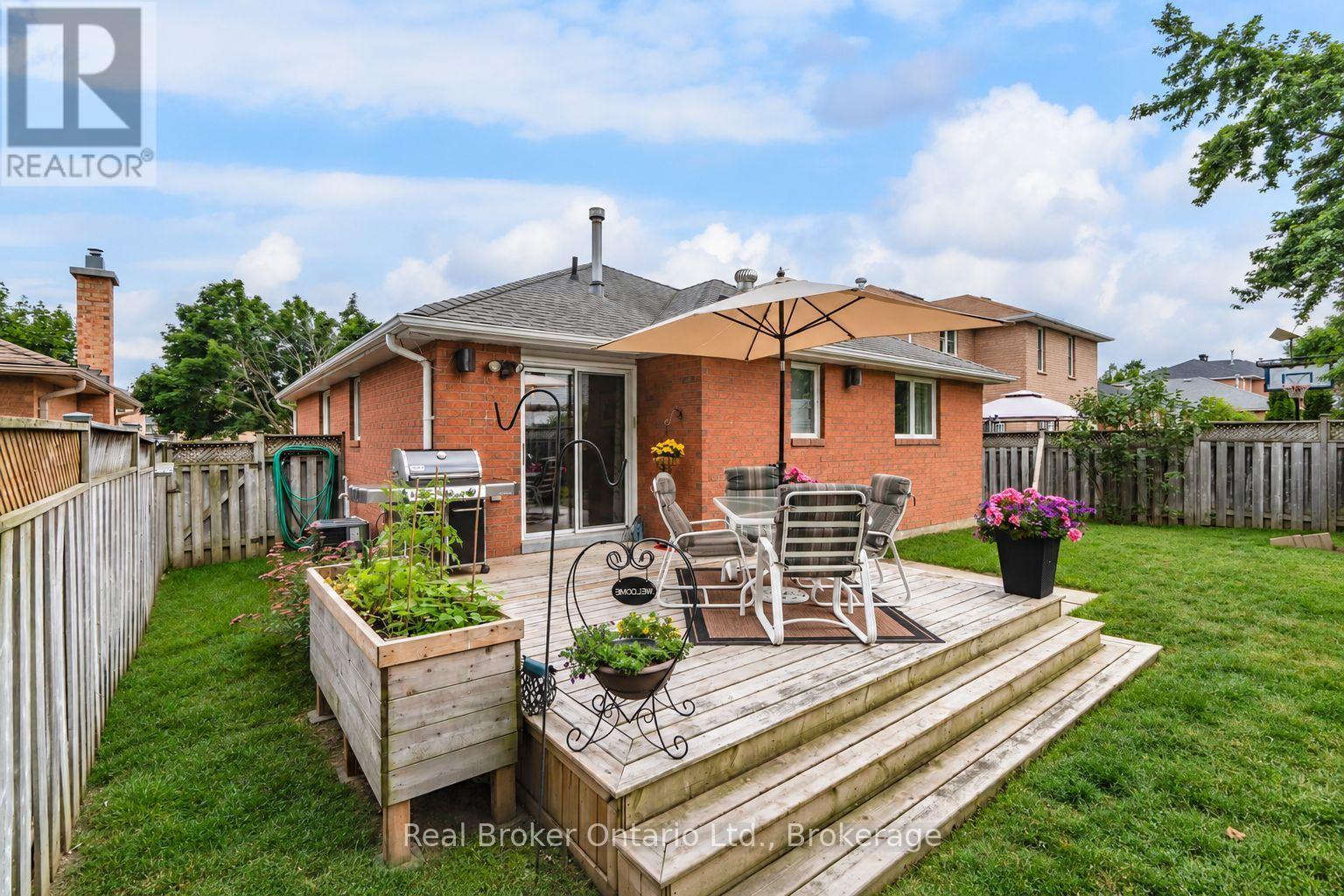 15 Neelands Street, Barrie, Ontario  L4N 7A1 - Photo 23 - S13830252