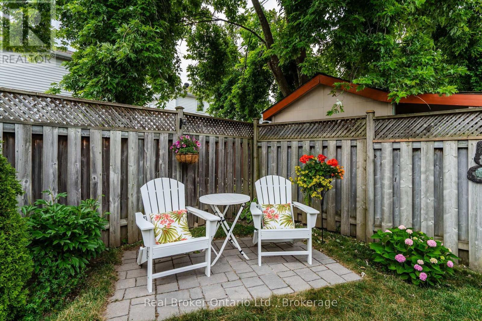 15 Neelands Street, Barrie, Ontario  L4N 7A1 - Photo 26 - S13830252