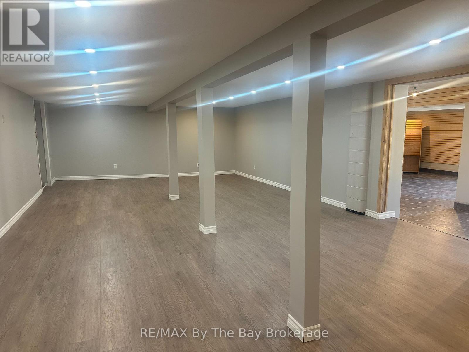 9405 Beachwood Road Highway, Collingwood, Ontario  L9Y 3Z1 - Photo 3 - S13830280