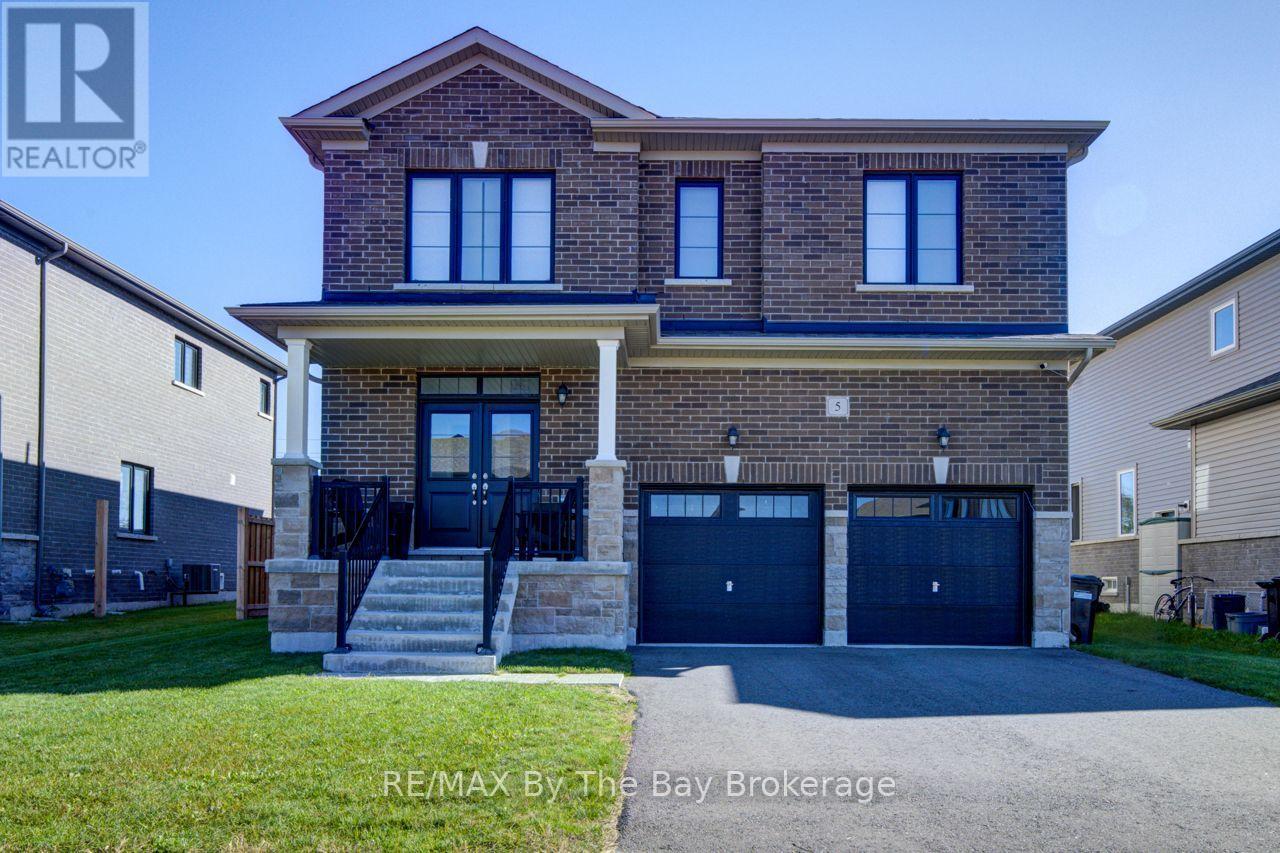 5 AUTUMN DRIVE, Wasaga Beach, Ontario