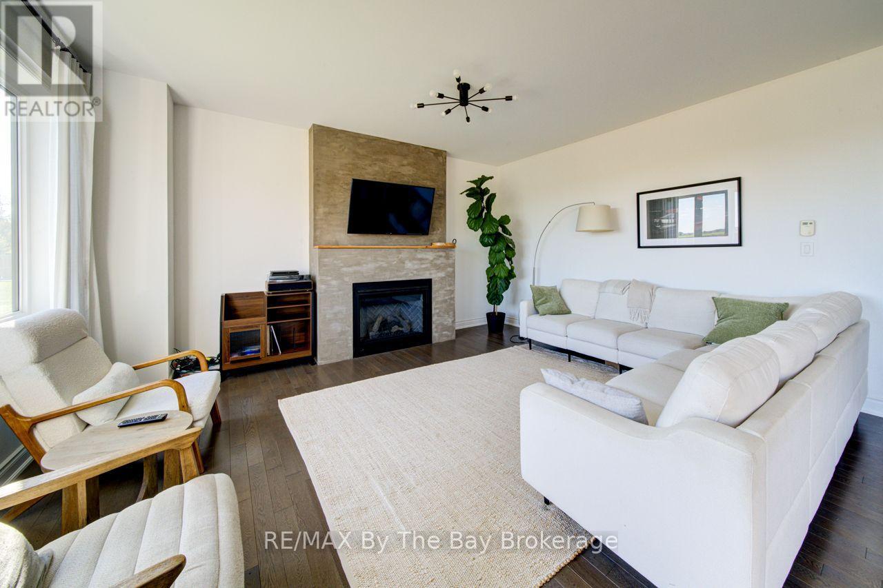 5 Autumn Drive, Wasaga Beach, Ontario  L9Z 0K8 - Photo 13 - S13830384