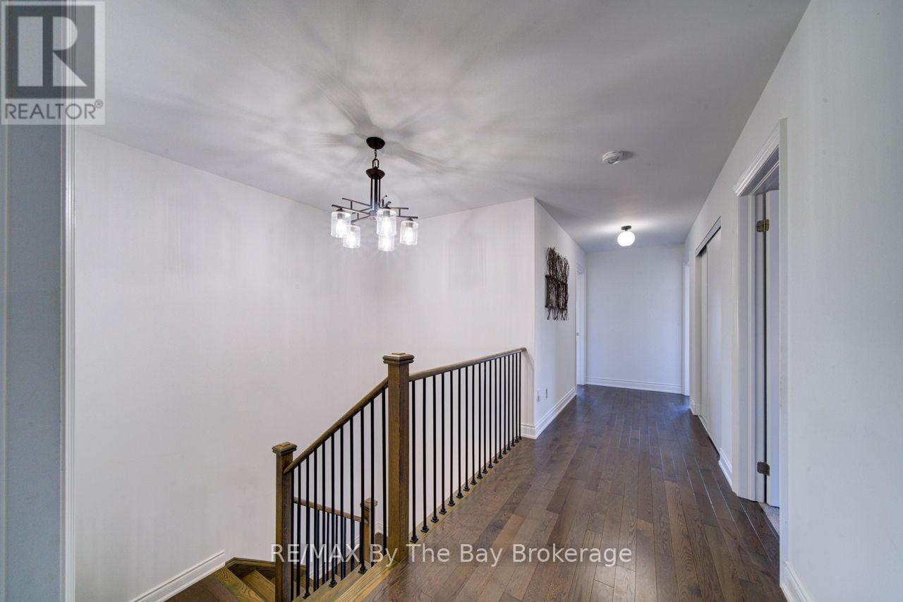 5 Autumn Drive, Wasaga Beach, Ontario  L9Z 0K8 - Photo 19 - S13830384