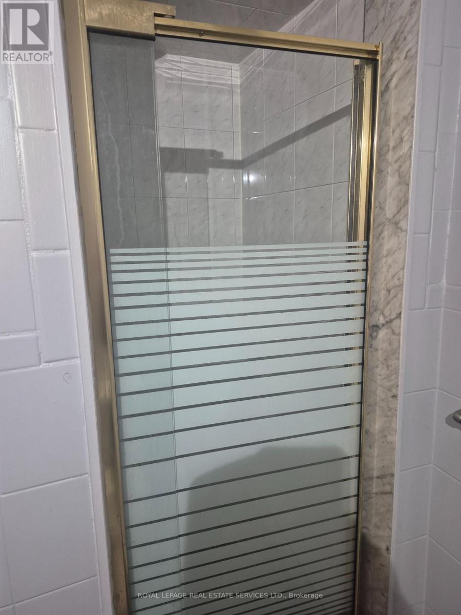 1584 Dundas Street W, Toronto, Ontario  M6K 1T8 - Photo 13 - C13830308