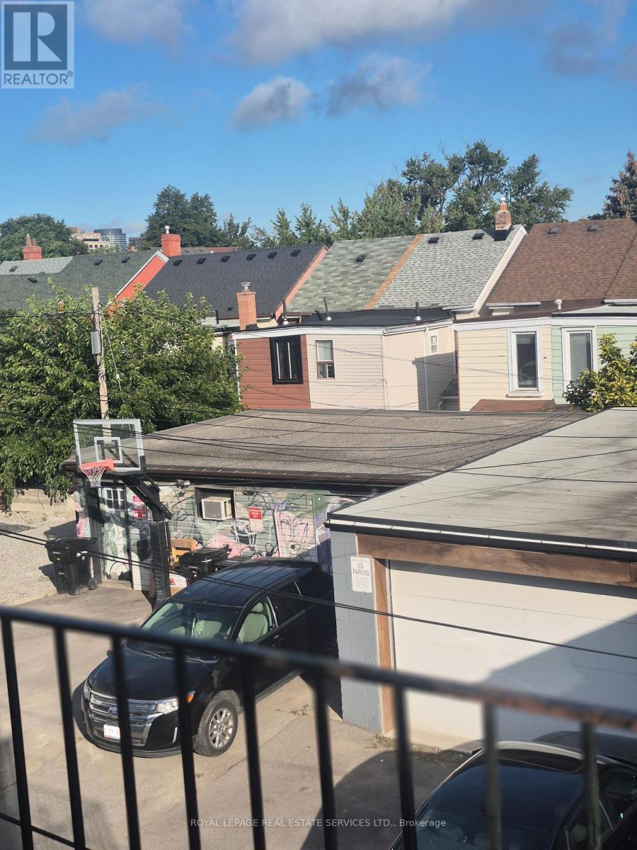 1584 Dundas Street W, Toronto, Ontario  M6K 1T8 - Photo 14 - C13830308