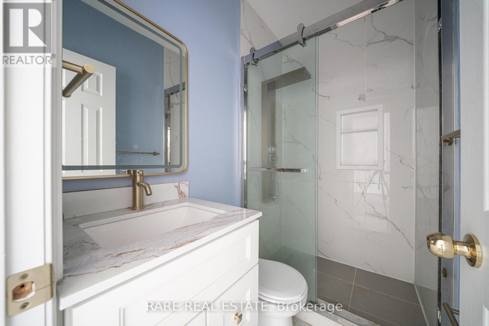 200 Bathurst Street, Toronto, Ontario  M5T 2R8 - Photo 13 - C13830342