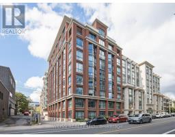 902 - 18 BEVERLEY STREET, Toronto, Ontario