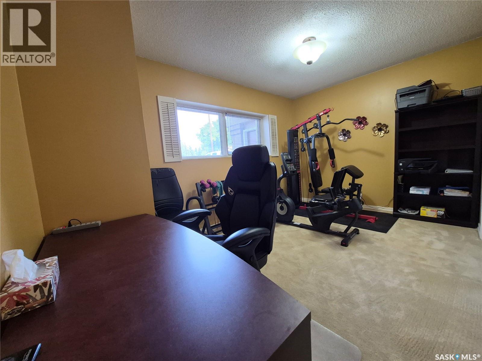280 Hayes Drive, Swift Current, Saskatchewan  S9H 4H1 - Photo 34 - SK049197