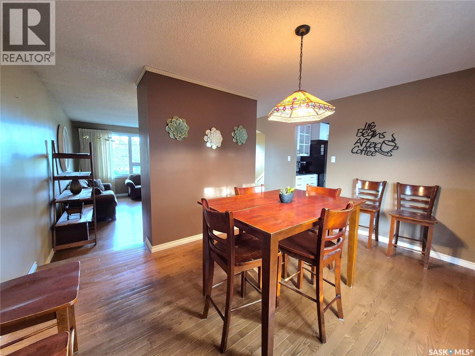 280 Hayes Drive, Swift Current, Saskatchewan  S9H 4H1 - Photo 6 - SK049197