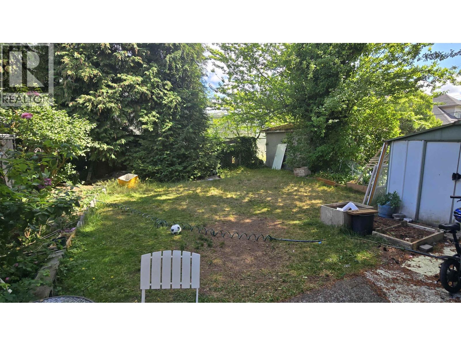 3253 School Avenue, Vancouver, British Columbia  V5R 5N4 - Photo 13 - R3138592