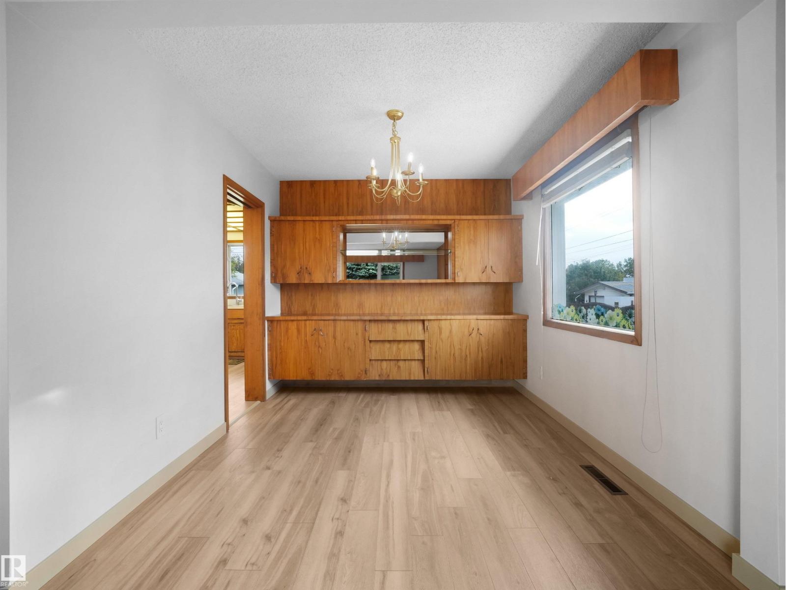 10307 135 Av Nw, Edmonton, Alberta  T5E 1P3 - Photo 7 - E4510480