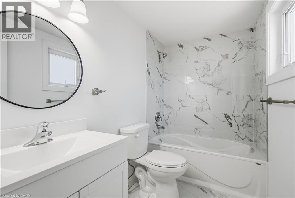 27 Cummington Place, Welland, Ontario  L3C 6A9 - Photo 12 - 40864747
