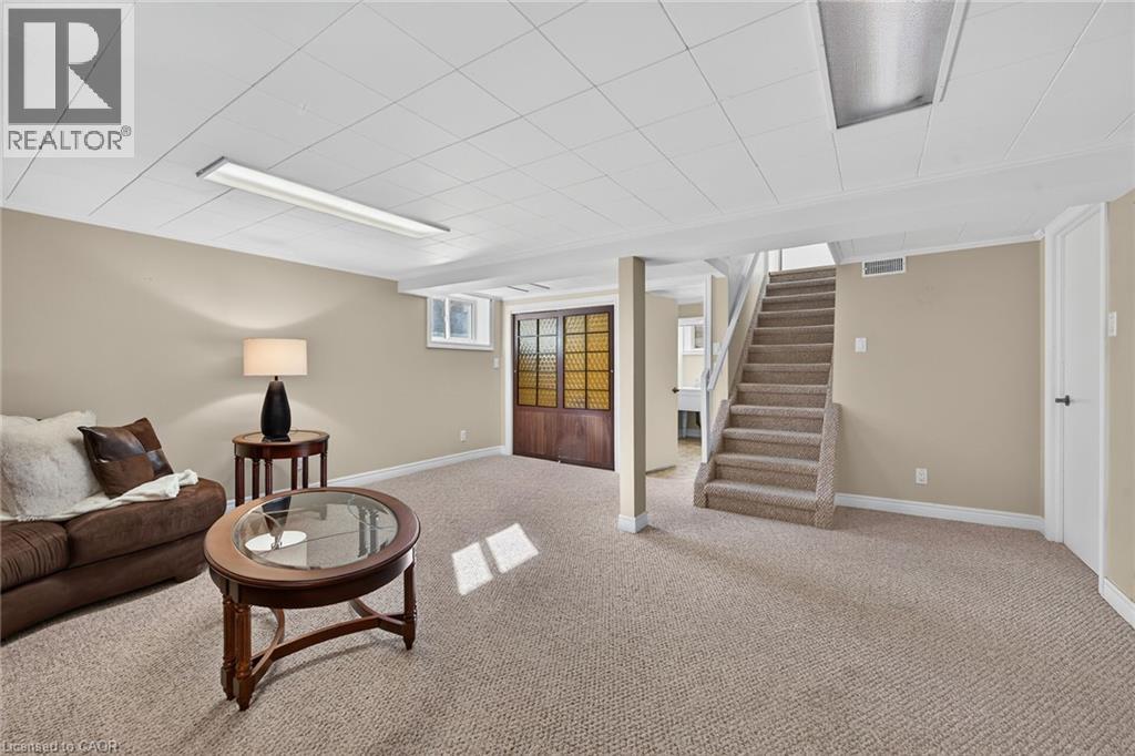 174 Montrose Avenue, Hamilton, Ontario  L8K 4Y9 - Photo 35 - 40865036