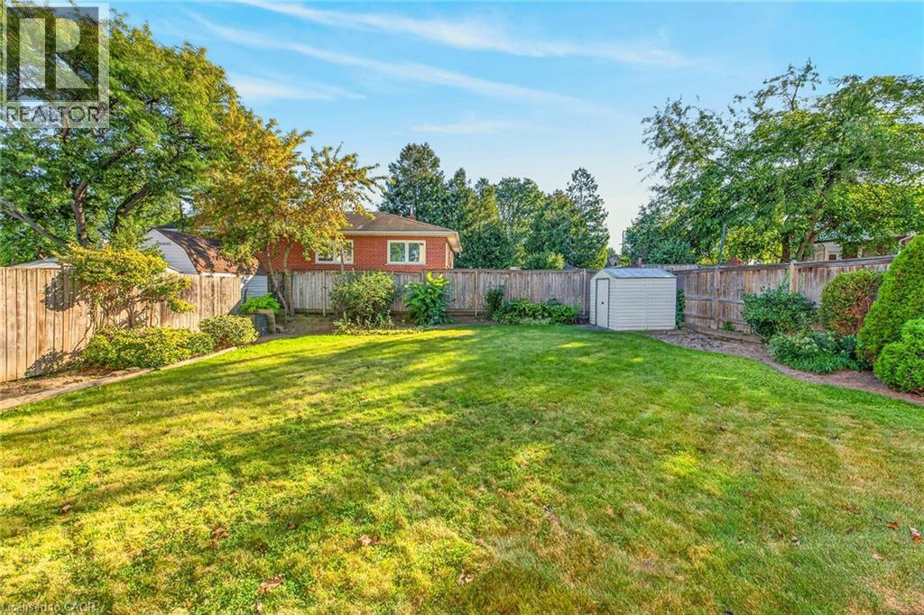 174 Montrose Avenue, Hamilton, Ontario  L8K 4Y9 - Photo 43 - 40865036