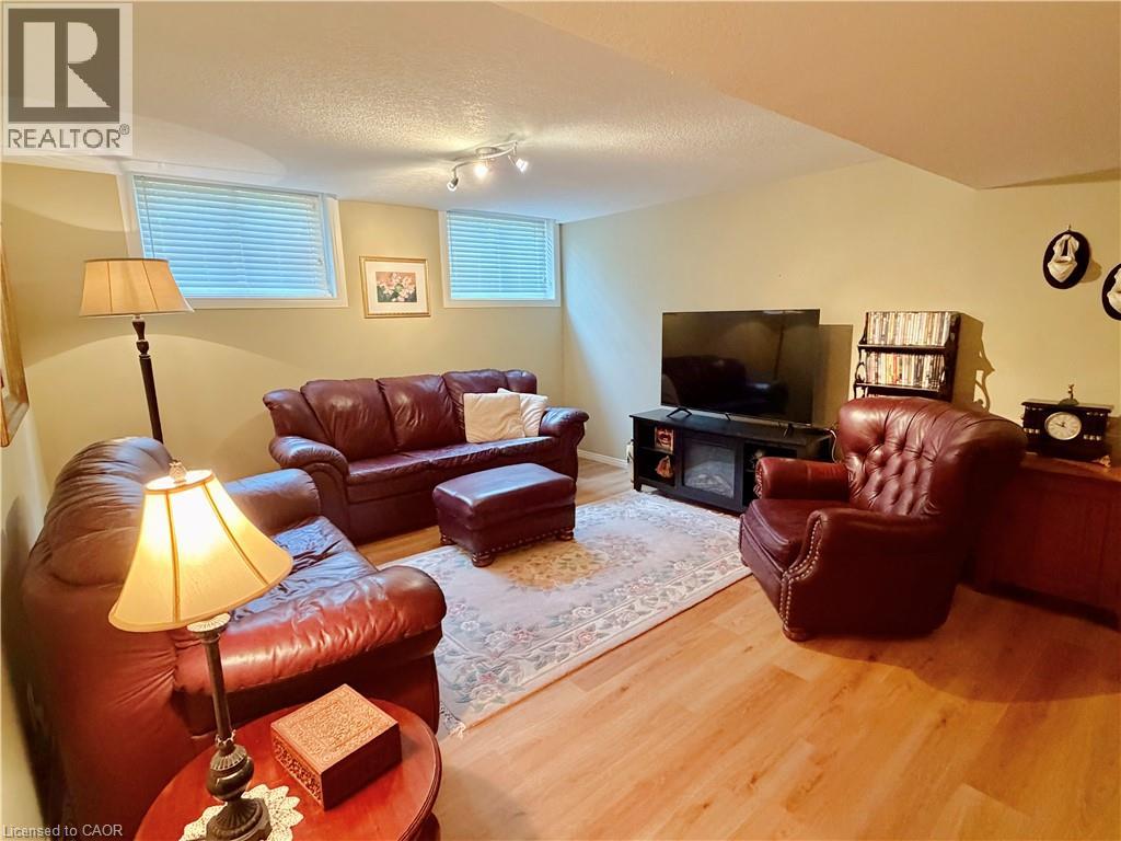 40 Stornoway Crescent, Huron East, Ontario  N0K 1W0 - Photo 6 - 40866452