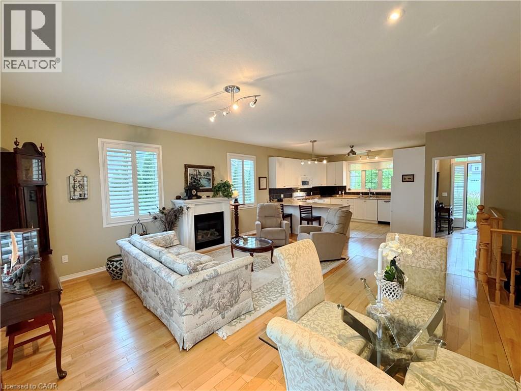 40 Stornoway Crescent, Huron East, Ontario  N0K 1W0 - Photo 14 - 40866452