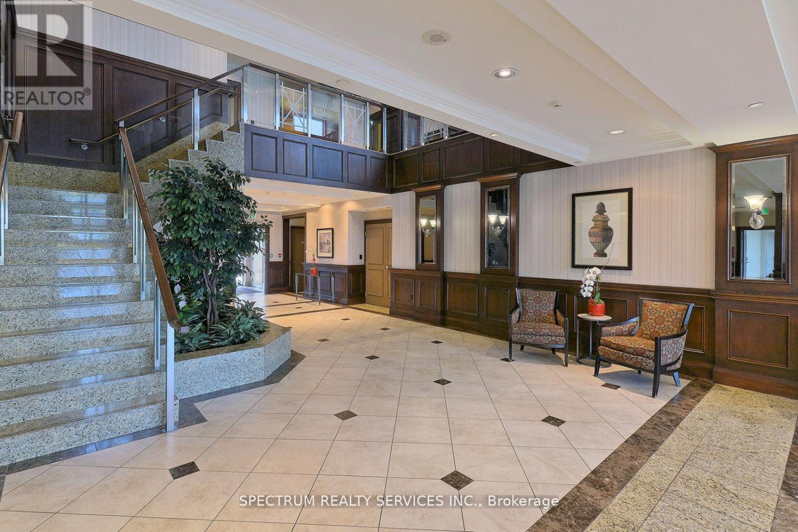 904 - 15 North Park Road, Vaughan, Ontario  L4J 0A1 - Photo 4 - N13830338