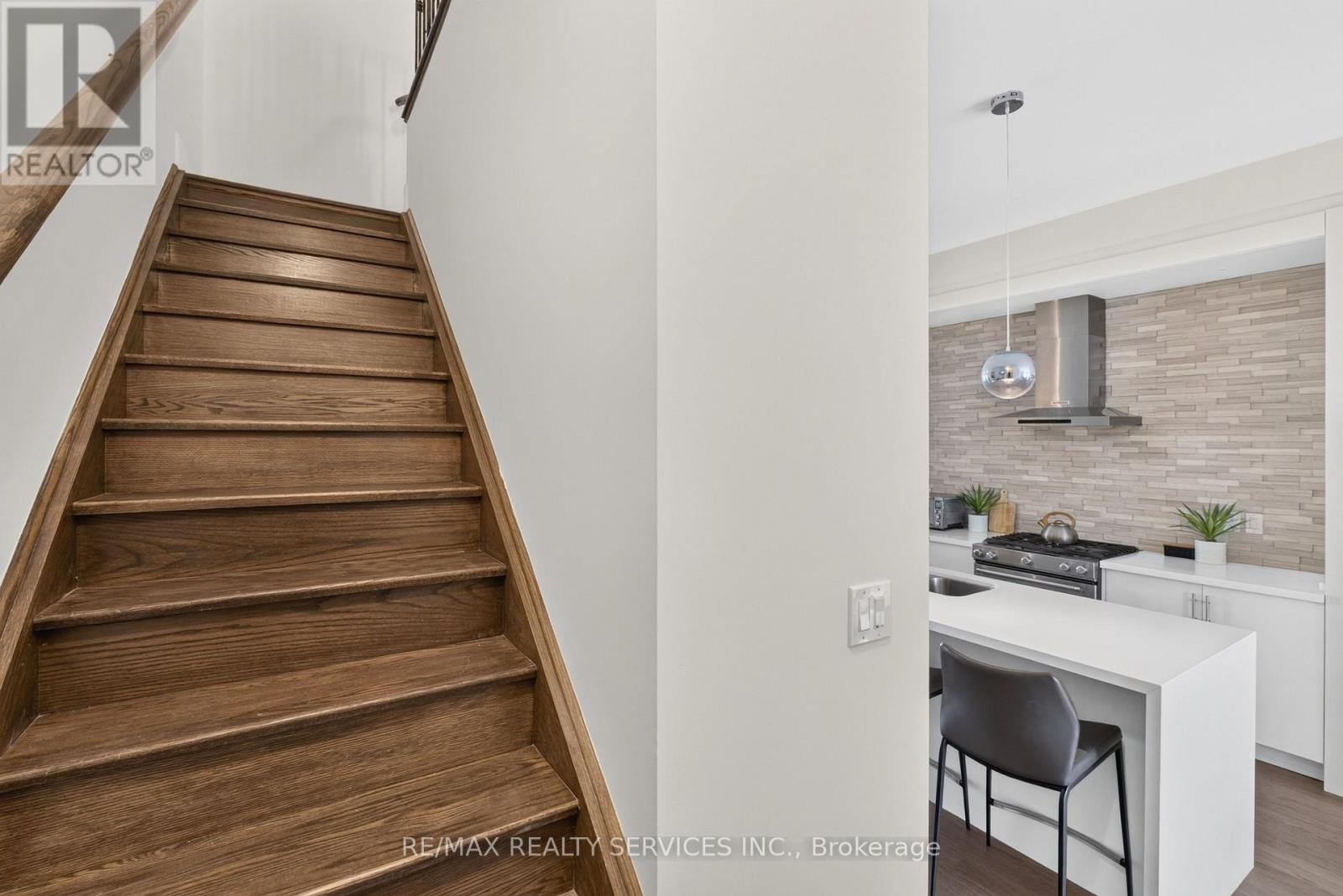3878 Major Mackenzie Drive W, Vaughan, Ontario  L4H 4R2 - Photo 28 - N13830394
