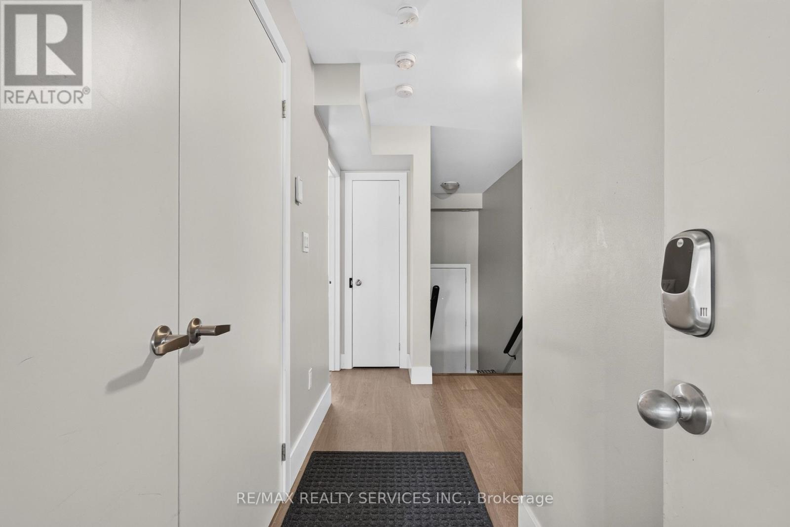 3878 Major Mackenzie Drive W, Vaughan, Ontario  L4H 4R2 - Photo 9 - N13830394