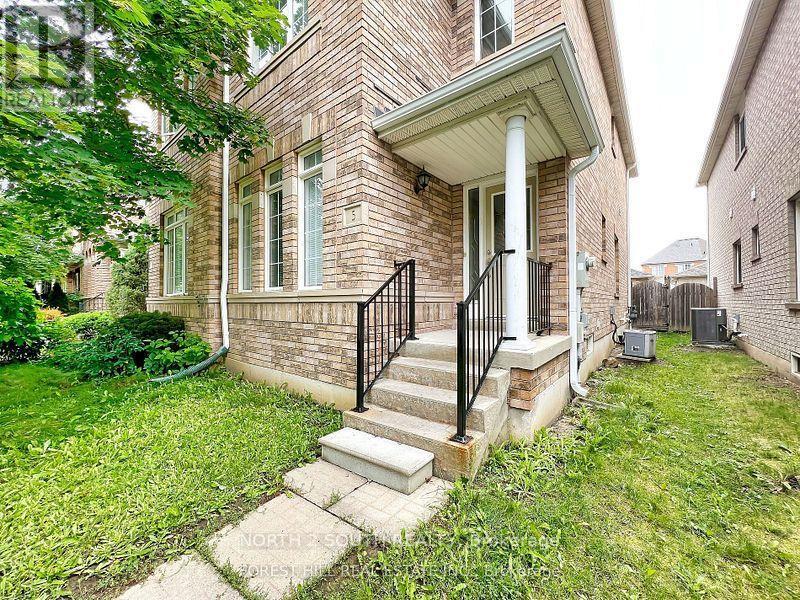 5 Bellagio Crescent, Vaughan, Ontario  L4K 5J9 - Photo 1 - N13830428