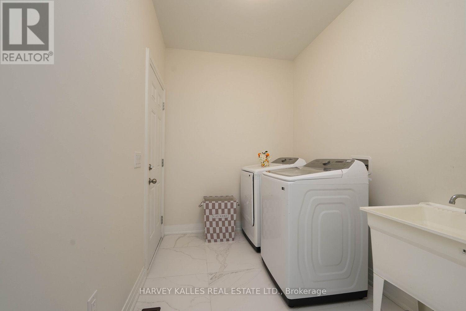 Main Floor - 253 Seaview Heights, East Gwillimbury, Ontario  L9N 0Z1 - Photo 28 - N13830440