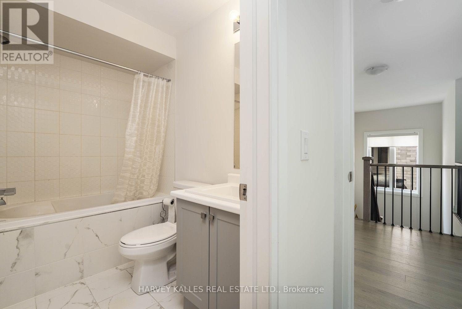 Main Floor - 253 Seaview Heights, East Gwillimbury, Ontario  L9N 0Z1 - Photo 29 - N13830440