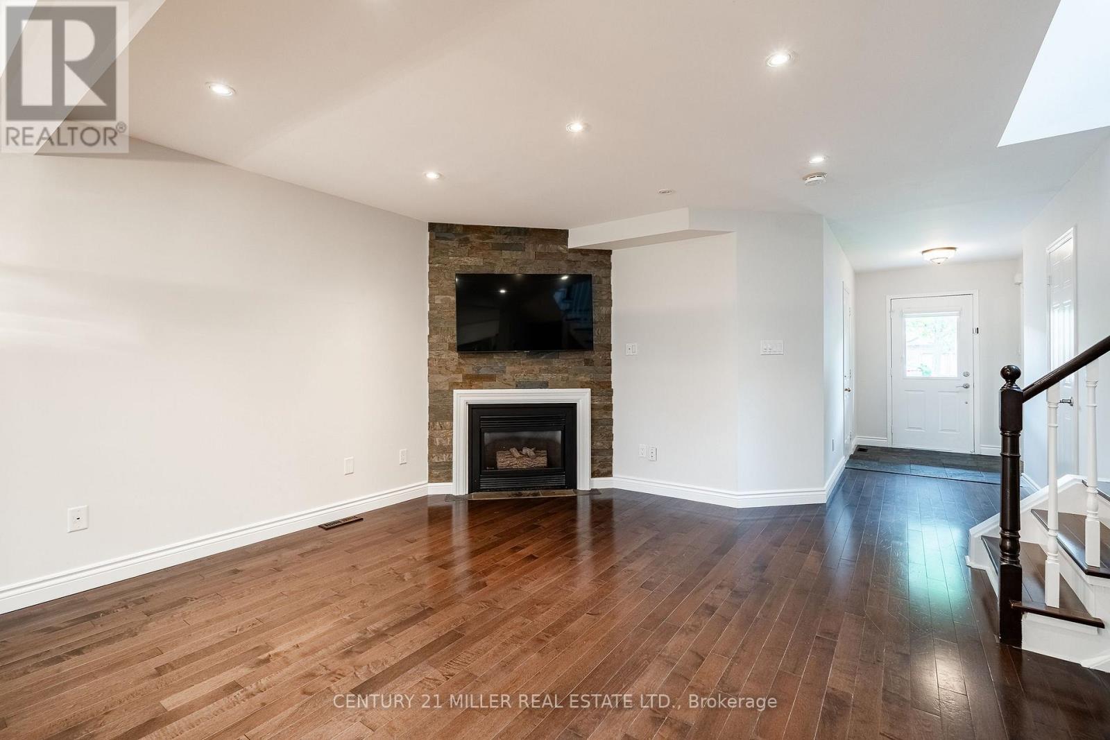 30 - 2920 Headon Forest Drive, Burlington, Ontario L7M 4H1 - Photo 5 - W13830296