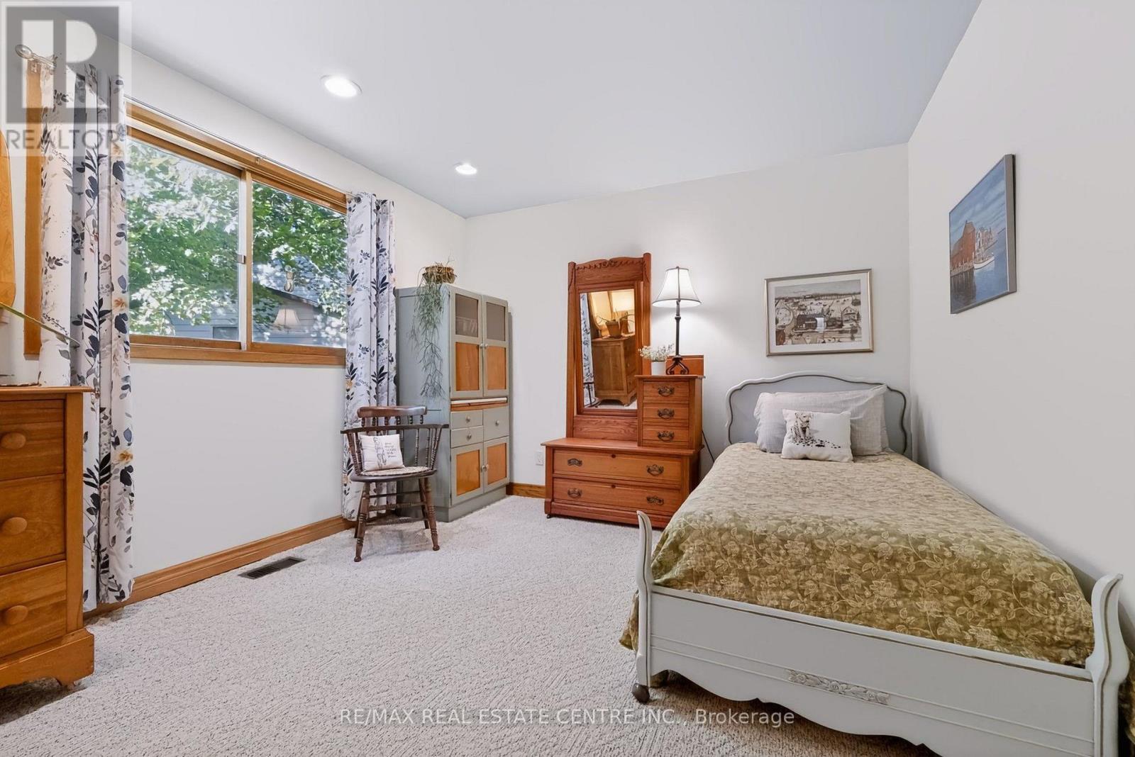 80 Glenda Jane Drive, Milton, Ontario L0P 1B0 - Photo 25 - W13830314