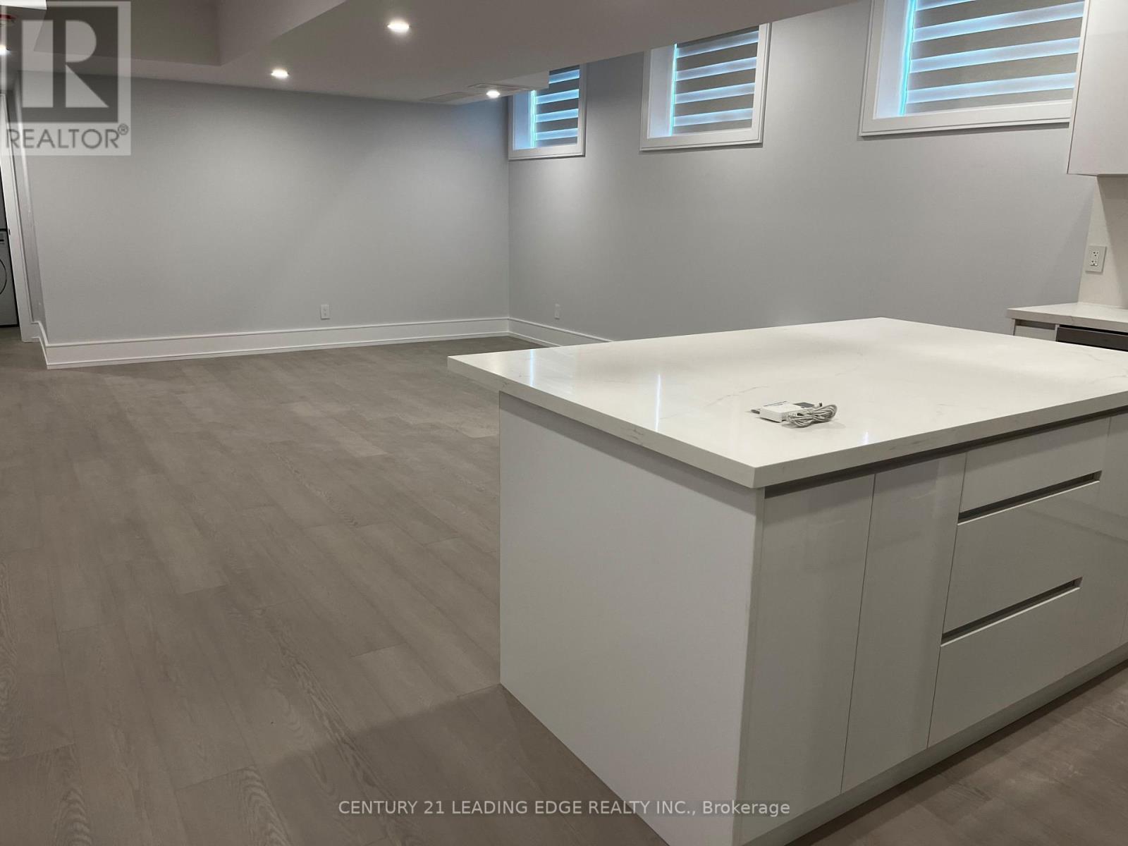 5a - 170 Dixon Road, Toronto, Ontario  M9P 2L8 - Photo 5 - W13830400