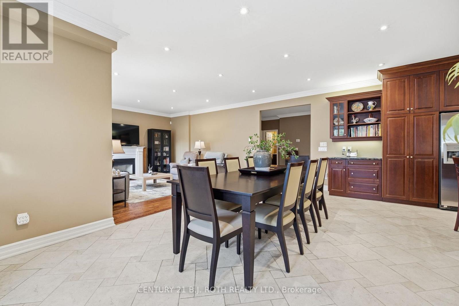 20 Creston Road, Toronto, Ontario  M6A 1J1 - Photo 11 - W13830420
