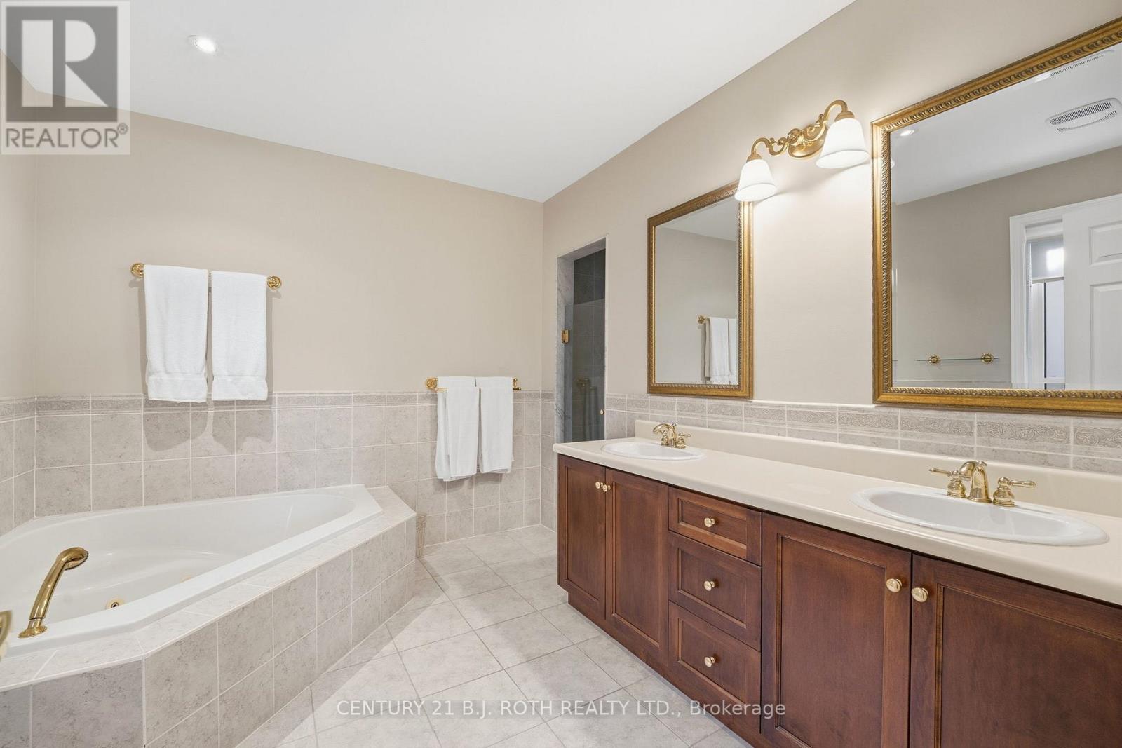 20 Creston Road, Toronto, Ontario  M6A 1J1 - Photo 27 - W13830420