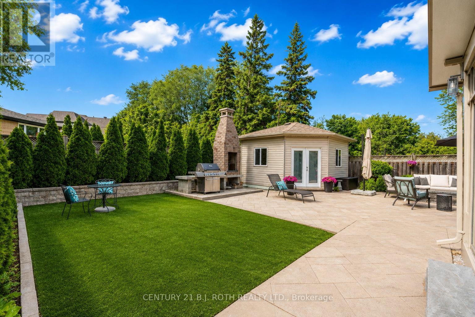 20 Creston Road, Toronto, Ontario  M6A 1J1 - Photo 4 - W13830420