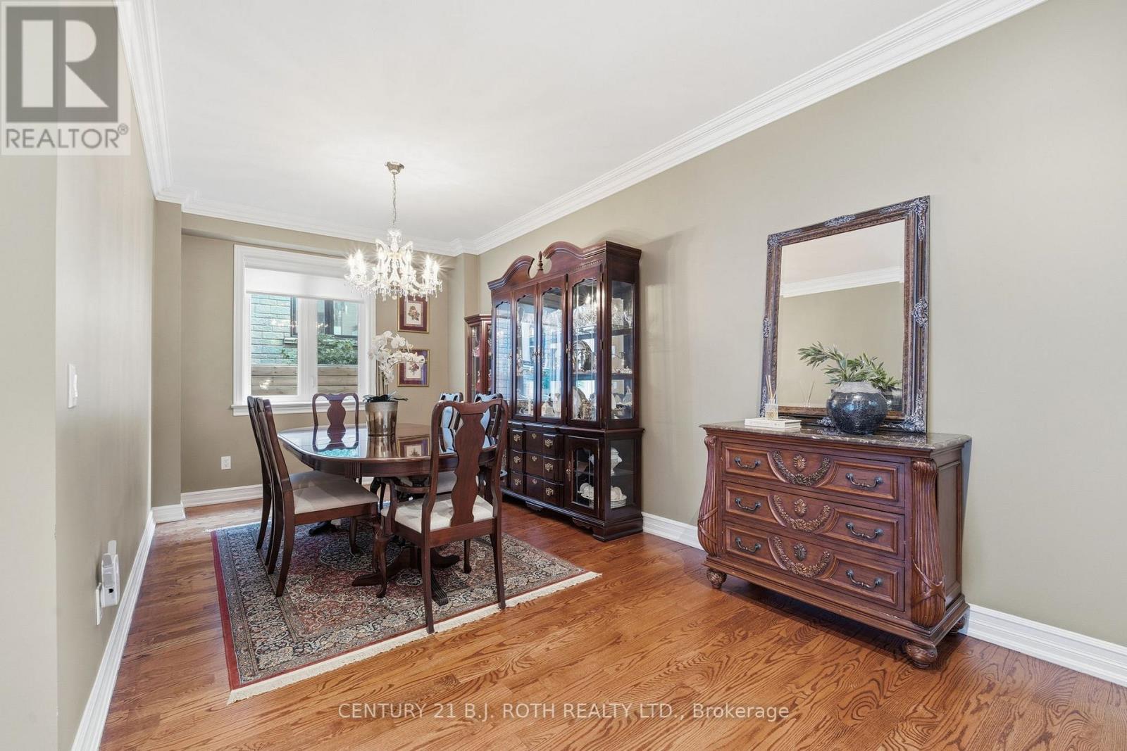 20 Creston Road, Toronto, Ontario  M6A 1J1 - Photo 8 - W13830420