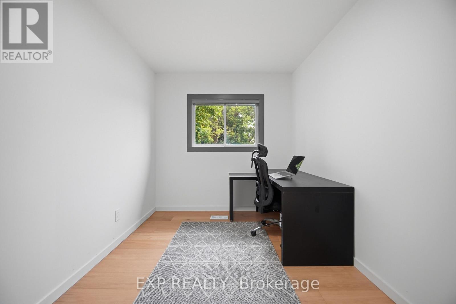 32 Maple Avenue E, Halton Hills, Ontario  L7G 5M2 - Photo 16 - W13830454