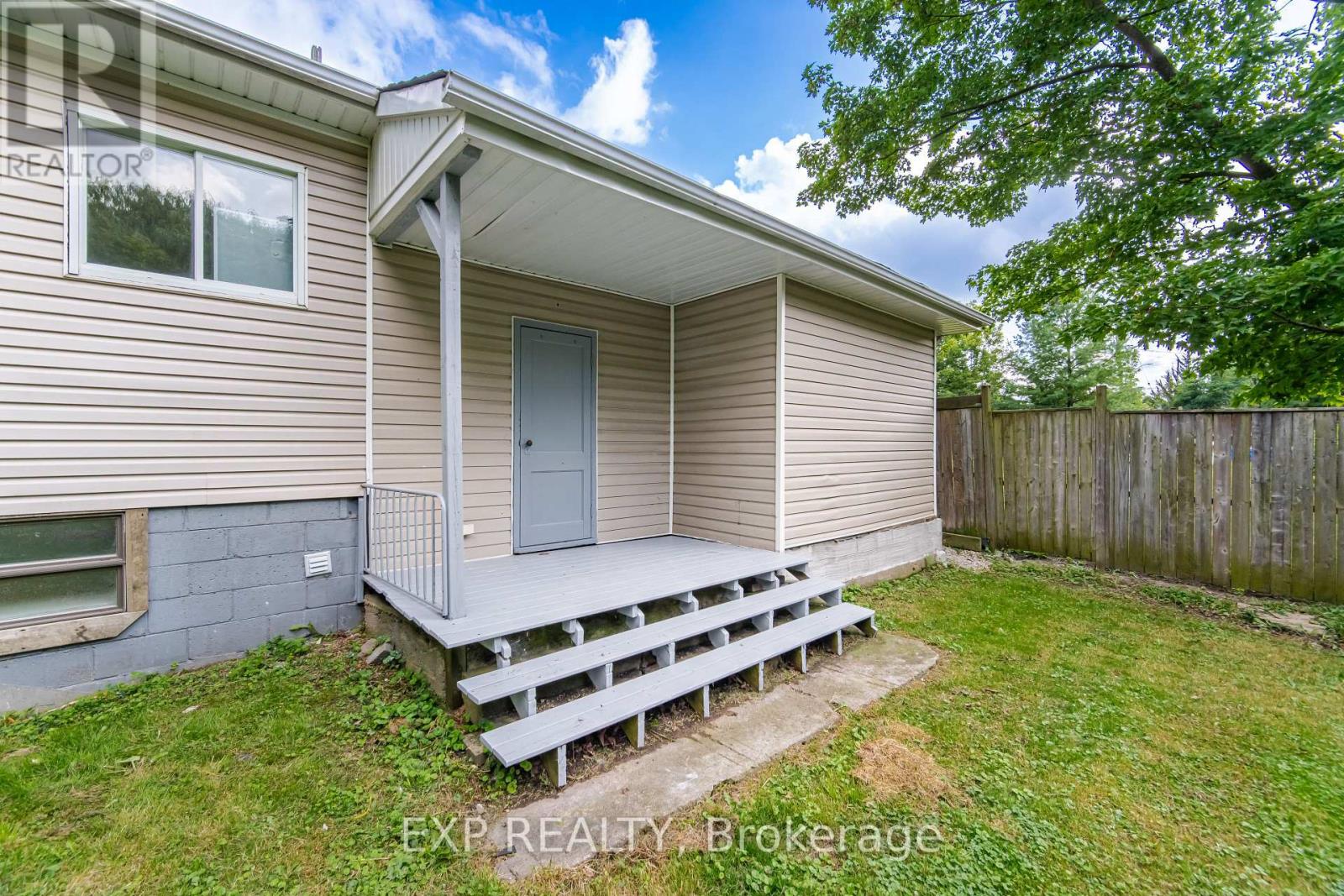 32 Maple Avenue E, Halton Hills, Ontario  L7G 5M2 - Photo 37 - W13830454