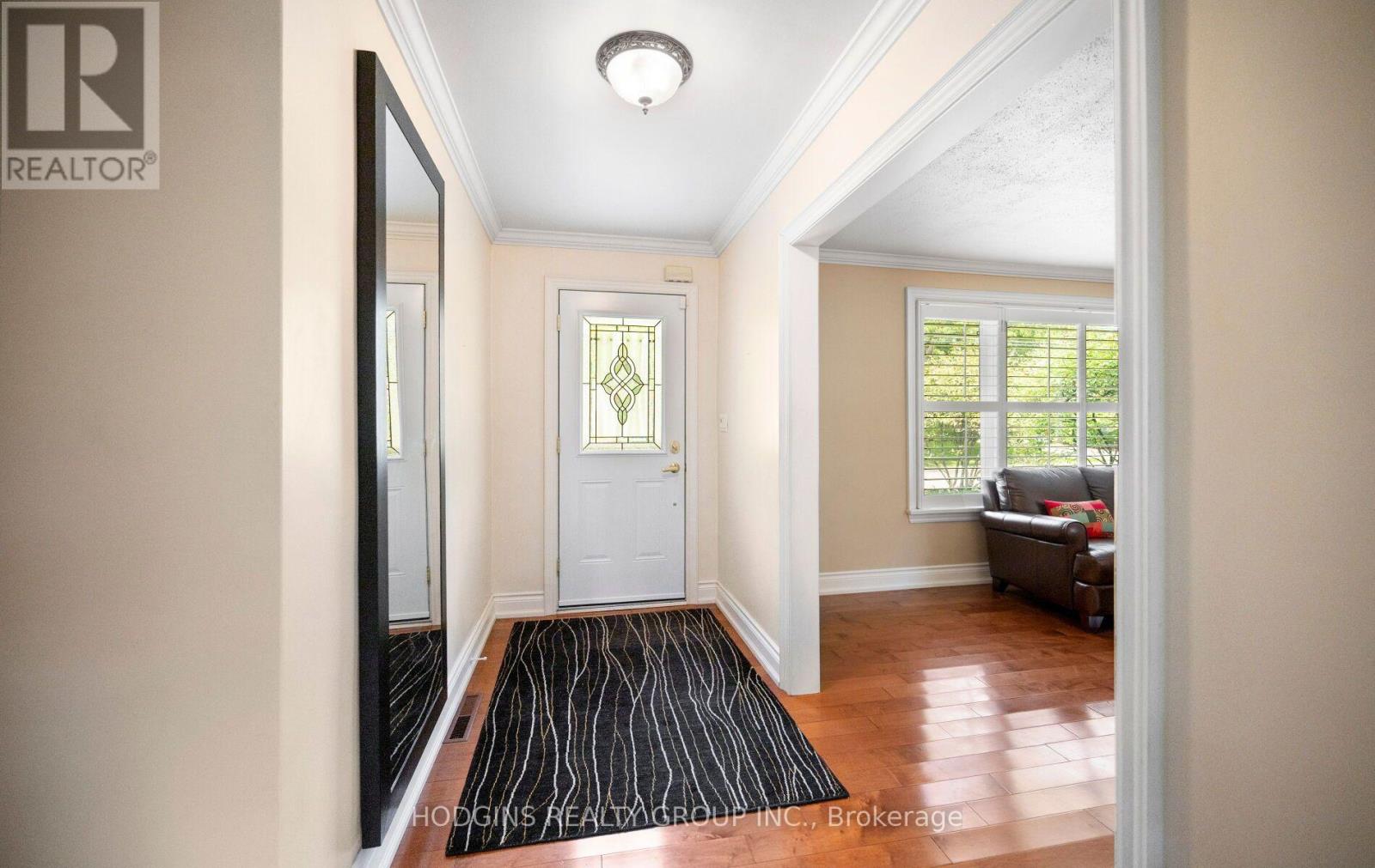 4334 Spruce Avenue, Burlington, Ontario  L7L 1L5 - Photo 10 - W13830456