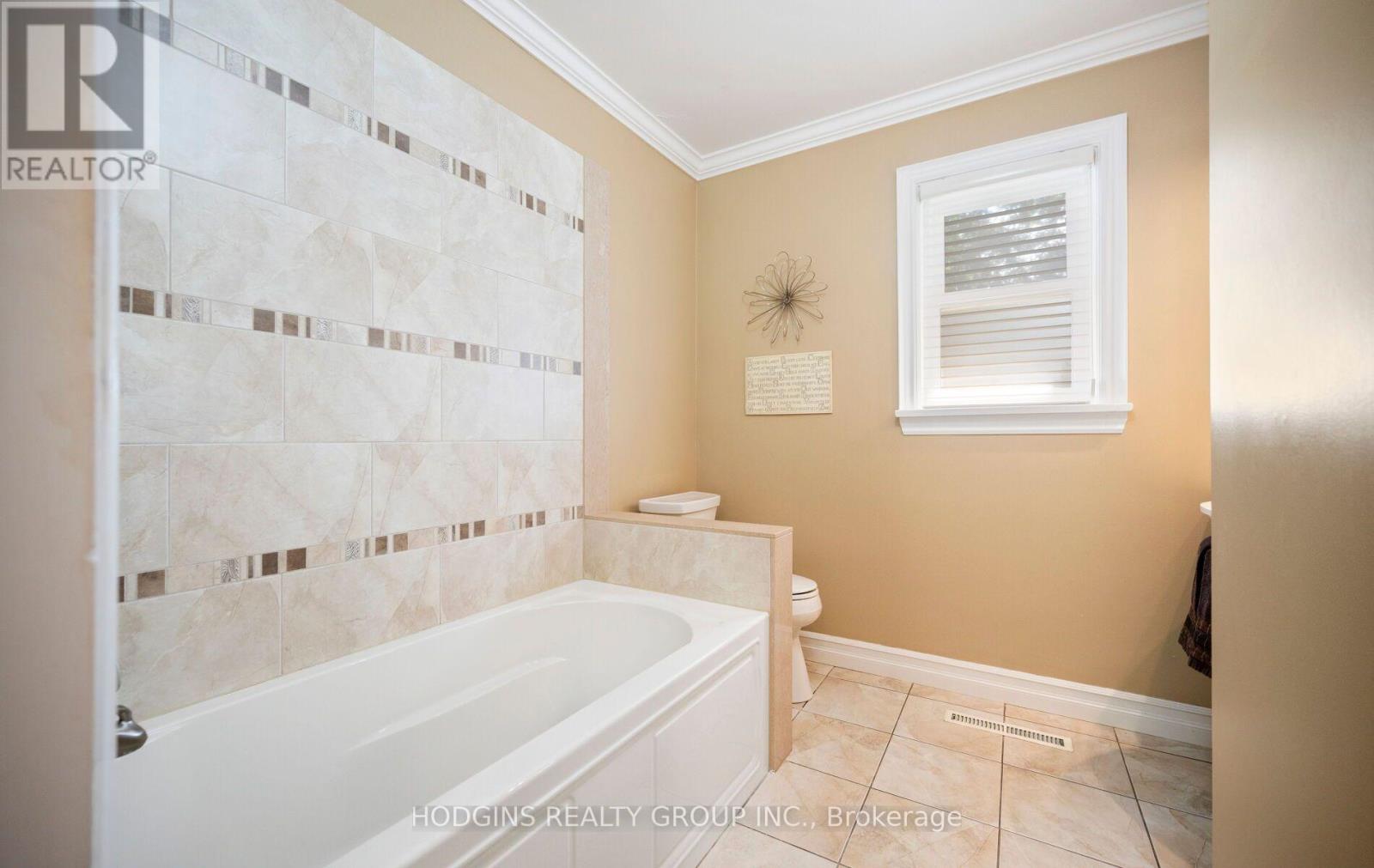 4334 Spruce Avenue, Burlington, Ontario  L7L 1L5 - Photo 27 - W13830456