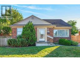 174 MONTROSE AVENUE, Hamilton, Ontario