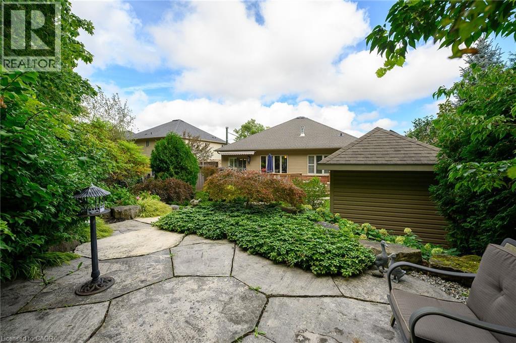 18 Heathcote Court, Grimsby, Ontario  L3M 0A6 - Photo 39 - 40866562