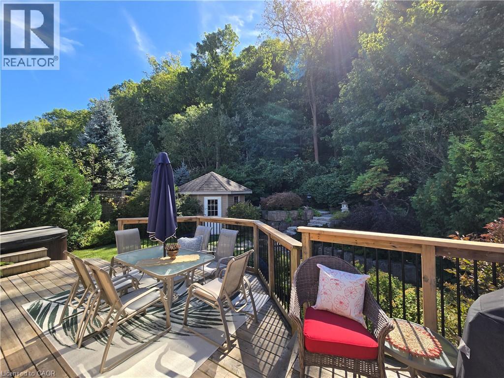 18 Heathcote Court, Grimsby, Ontario  L3M 0A6 - Photo 45 - 40866562