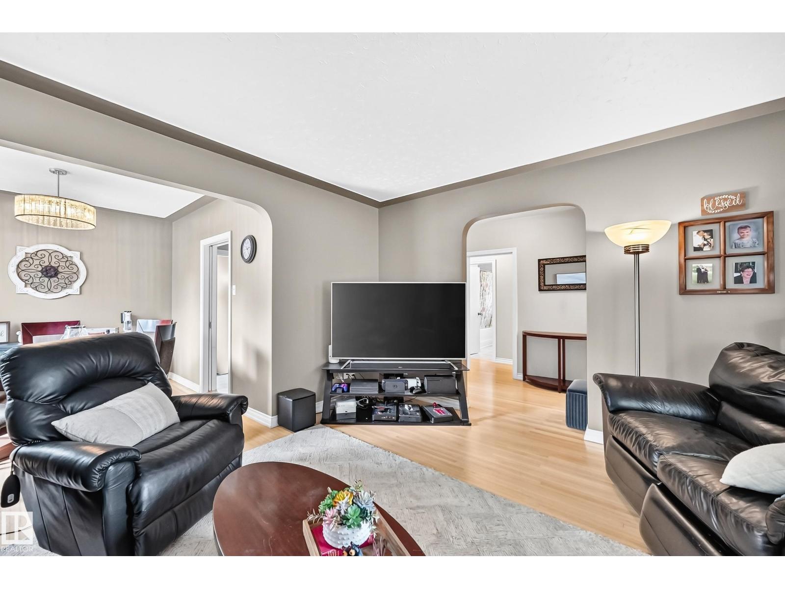 11524 133 St Nw, Edmonton, Alberta  T5M 1H4 - Photo 10 - E4509865