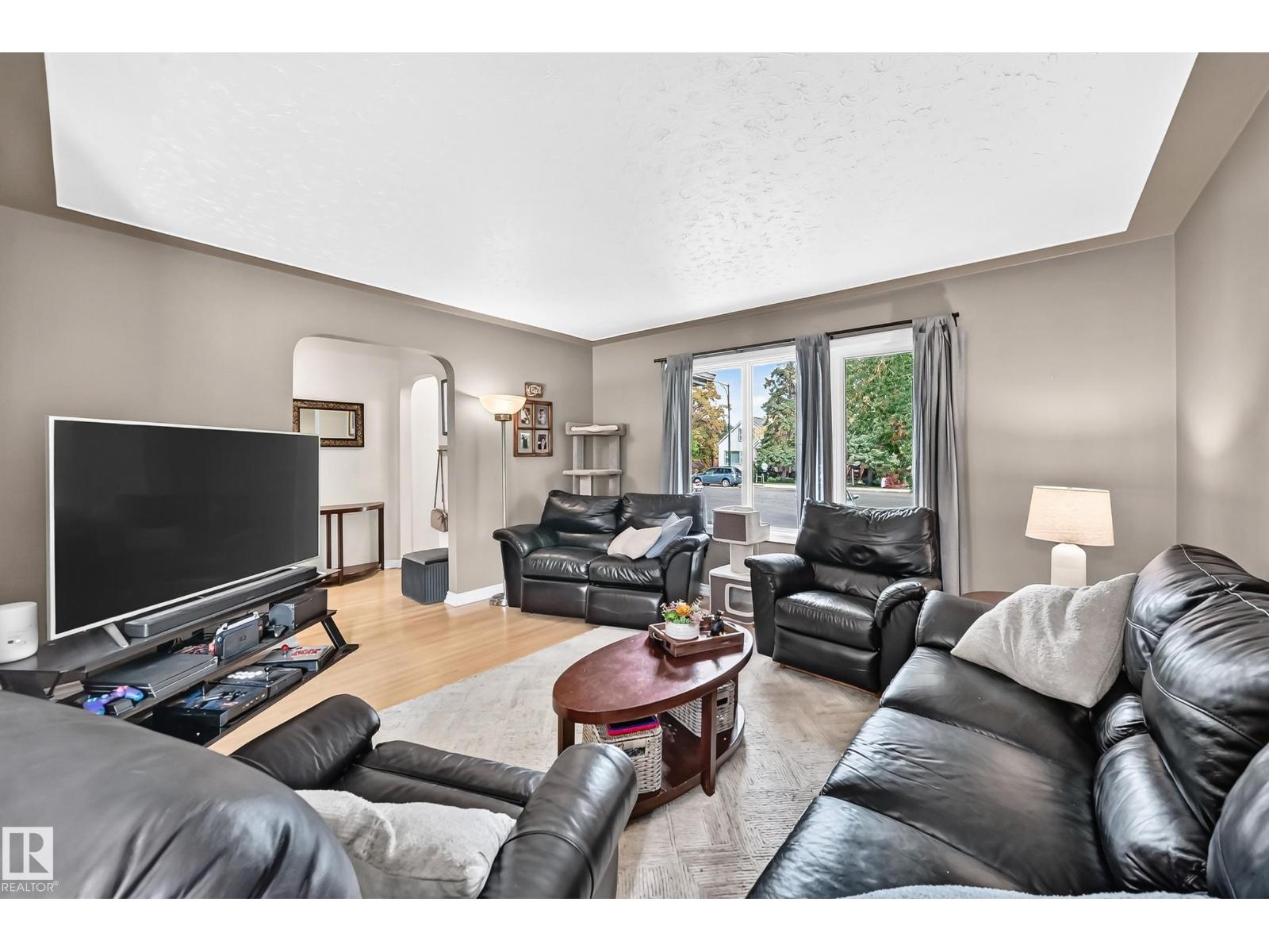 11524 133 St Nw, Edmonton, Alberta  T5M 1H4 - Photo 9 - E4509865