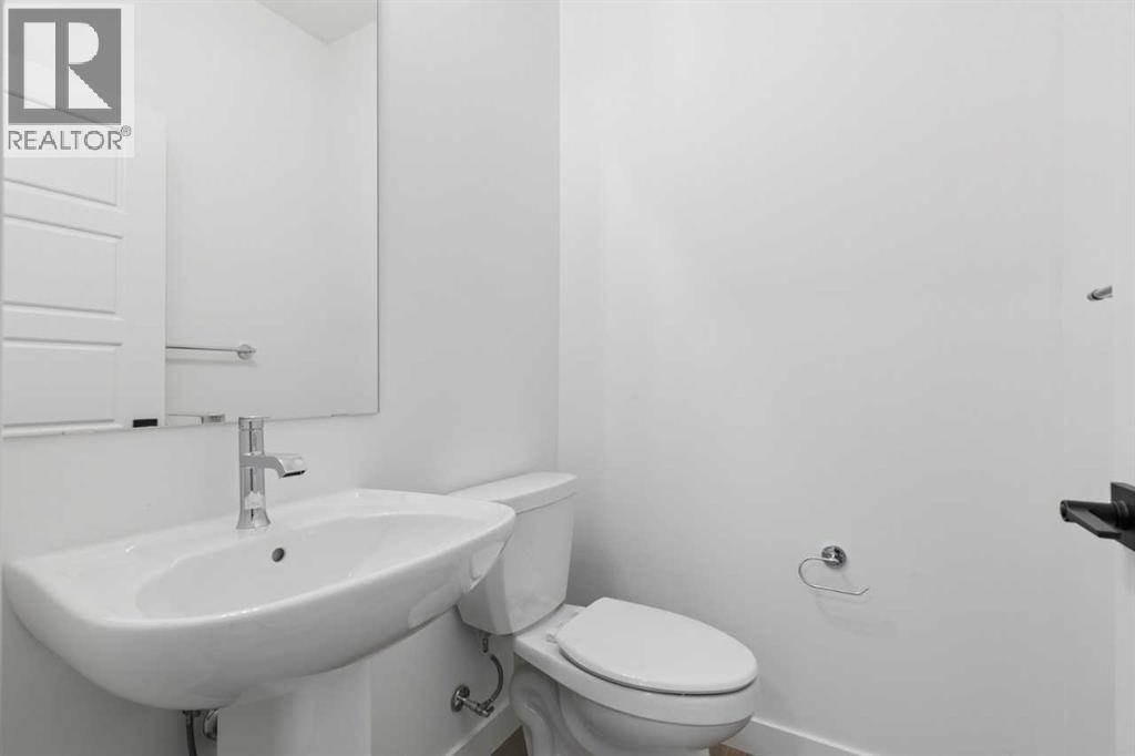 11 Verdure Gate SW