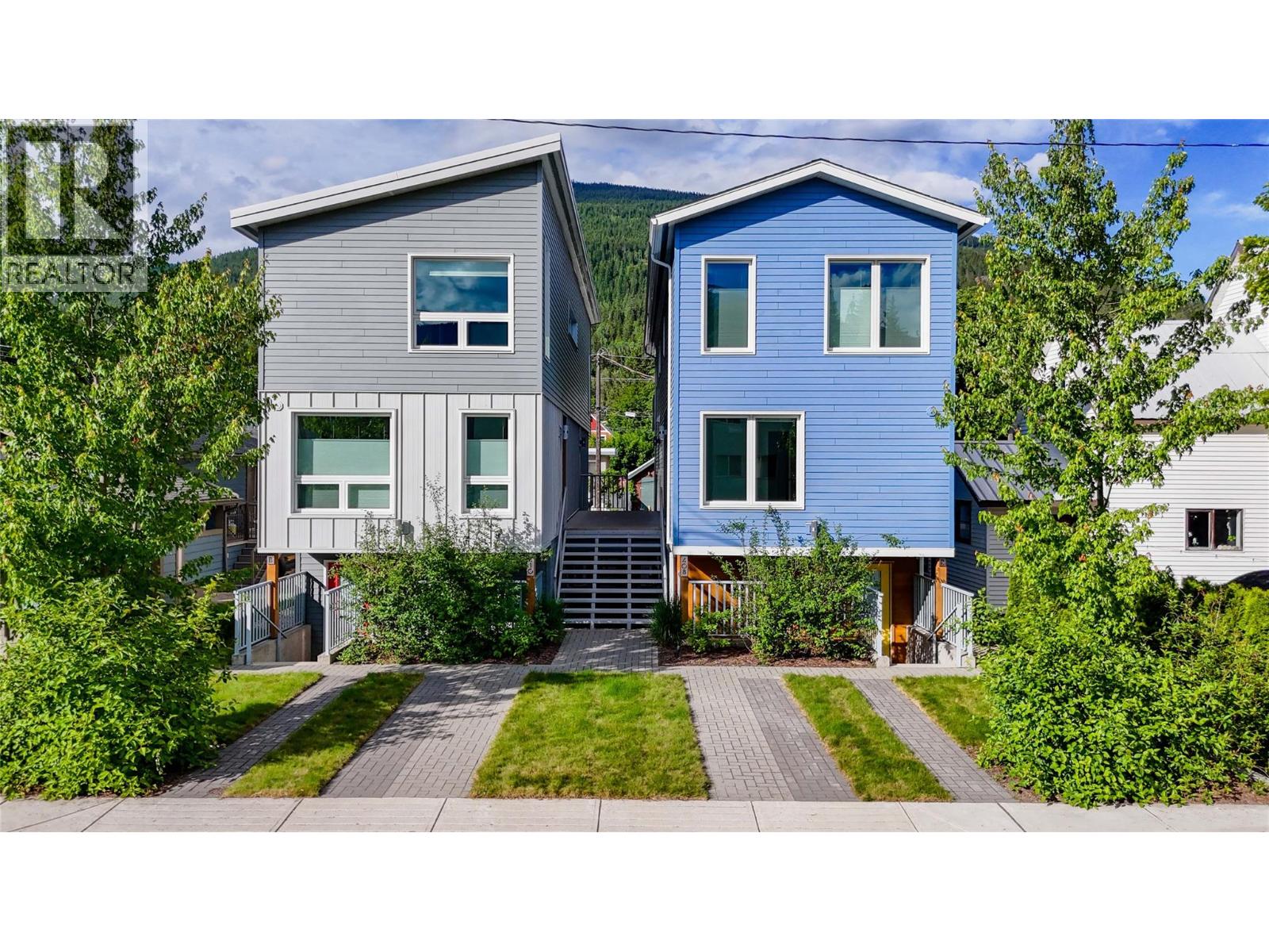 410 Fourth Street W, Revelstoke, British Columbia  V0E 2S0 - Photo 3 - 10390521