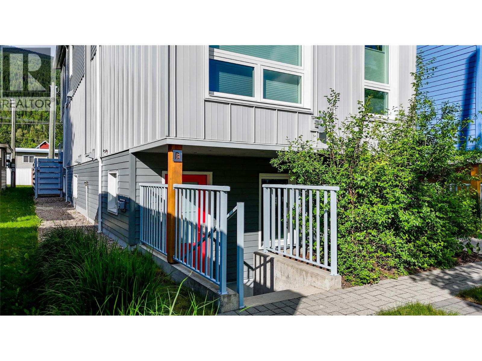 410 Fourth Street W, Revelstoke, British Columbia  V0E 2S0 - Photo 56 - 10390521