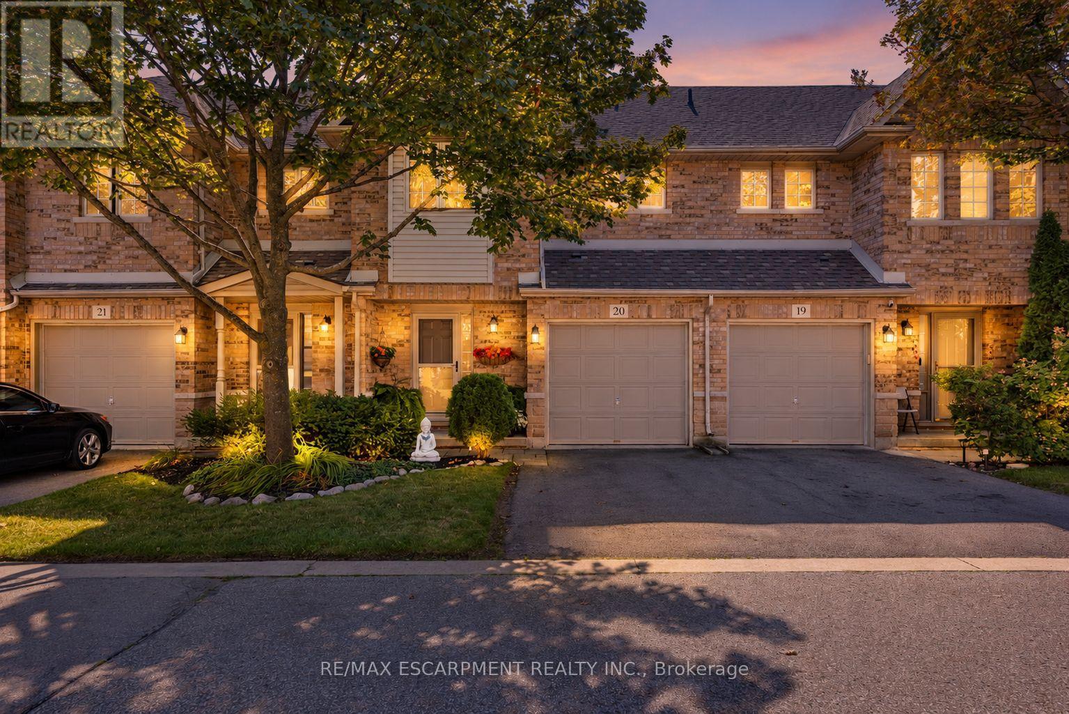 20 - 1276 Silvan Forest Drive, Burlington, Ontario L7M 4V8 - Photo 2 - W13786690