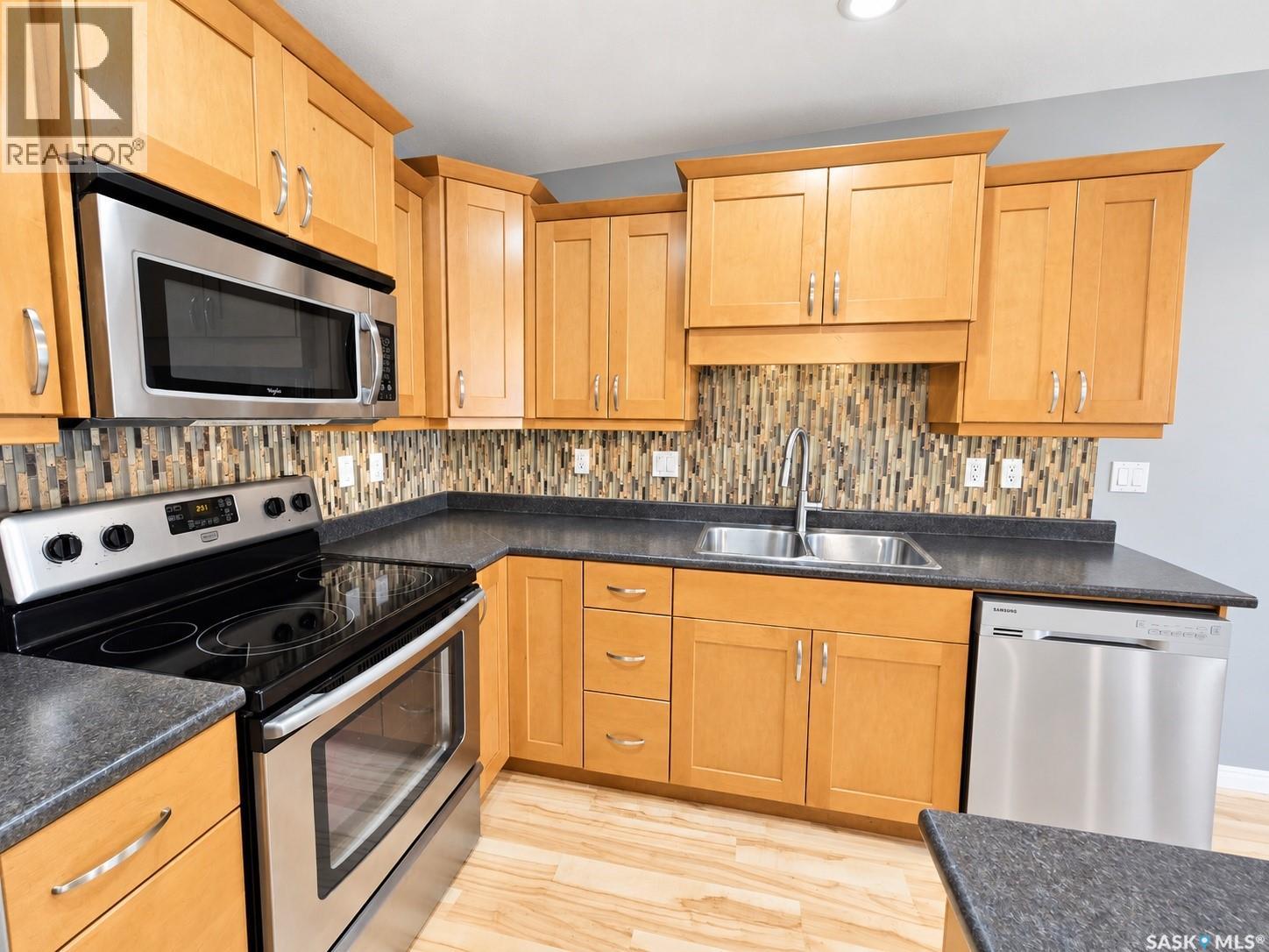 25 547 East Hampton Boulevard, Saskatoon, Saskatchewan  S7R 0H8 - Photo 9 - SK049591